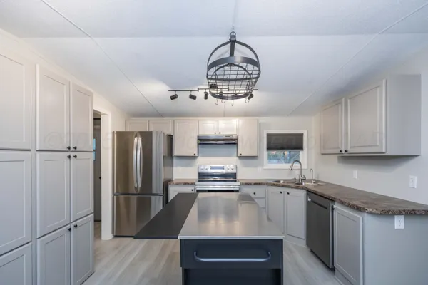 $83,000 | 217 East 4th Street, Lefors, TX 79054