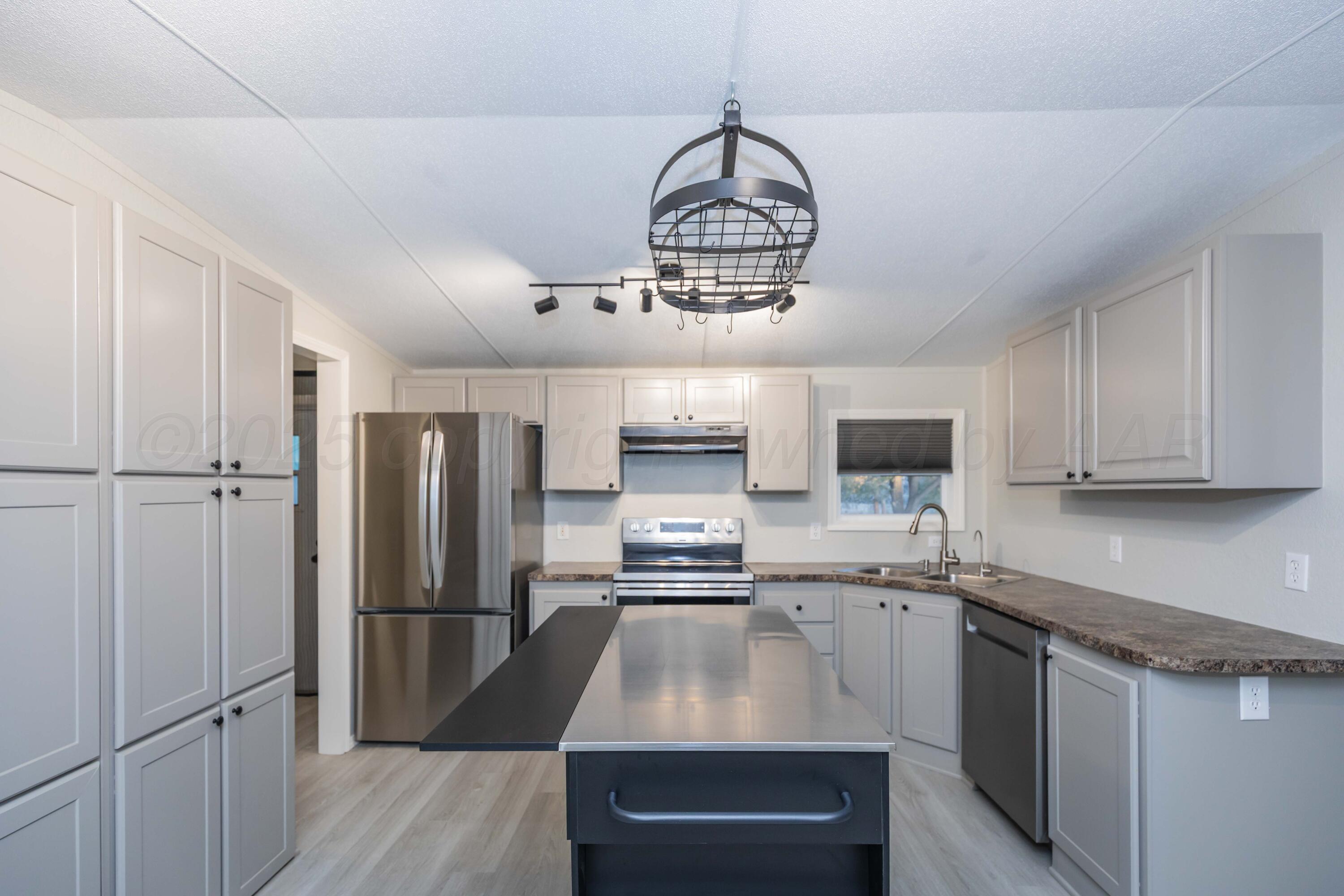 217 East 4th Street Lefors, TX 79065 - Photo 4 of 38 KITCHEN VIEW 2