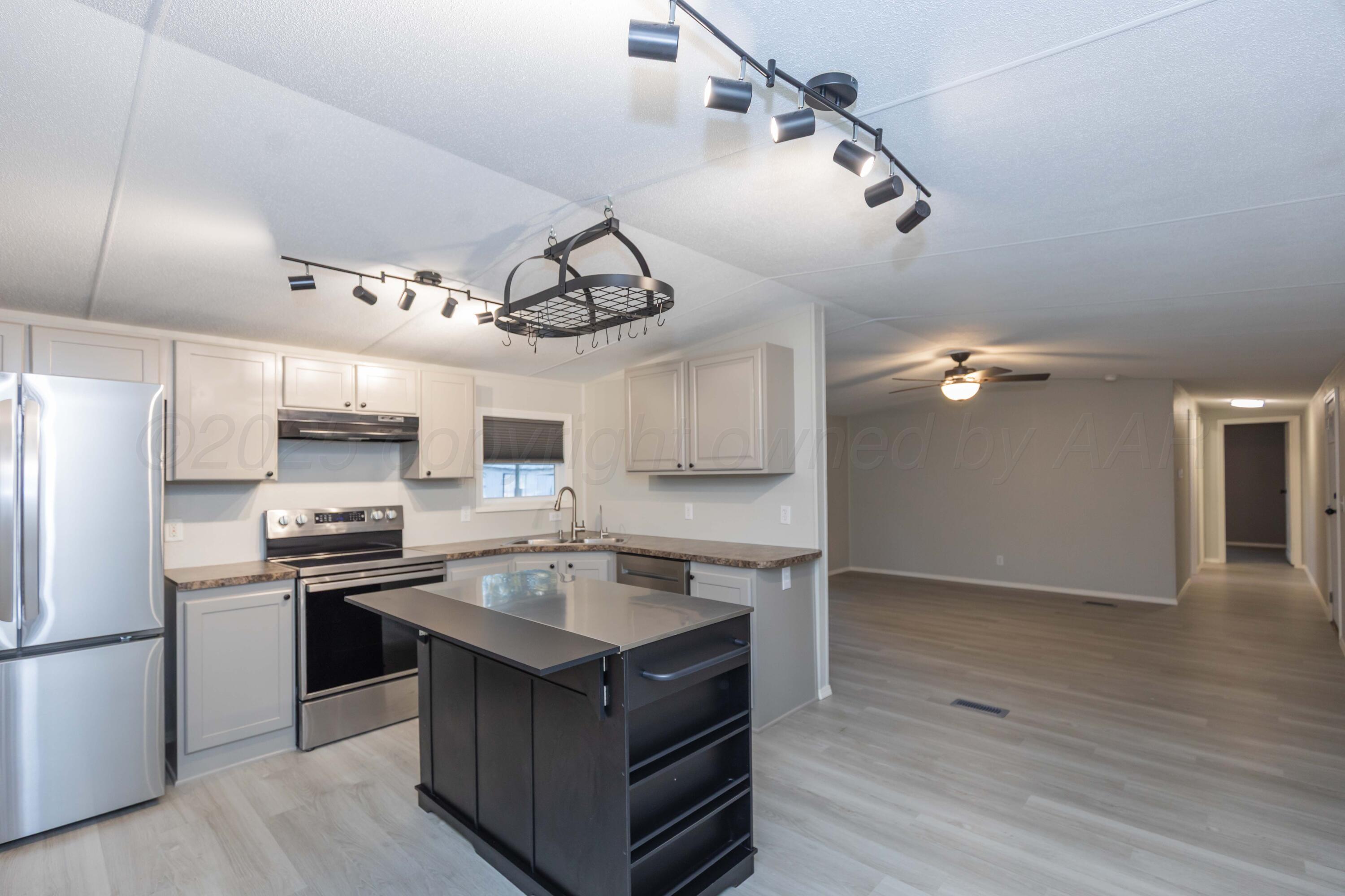 217 East 4th Street Lefors, TX 79065 - Photo 6 of 38 KITCHEN VIEW 3