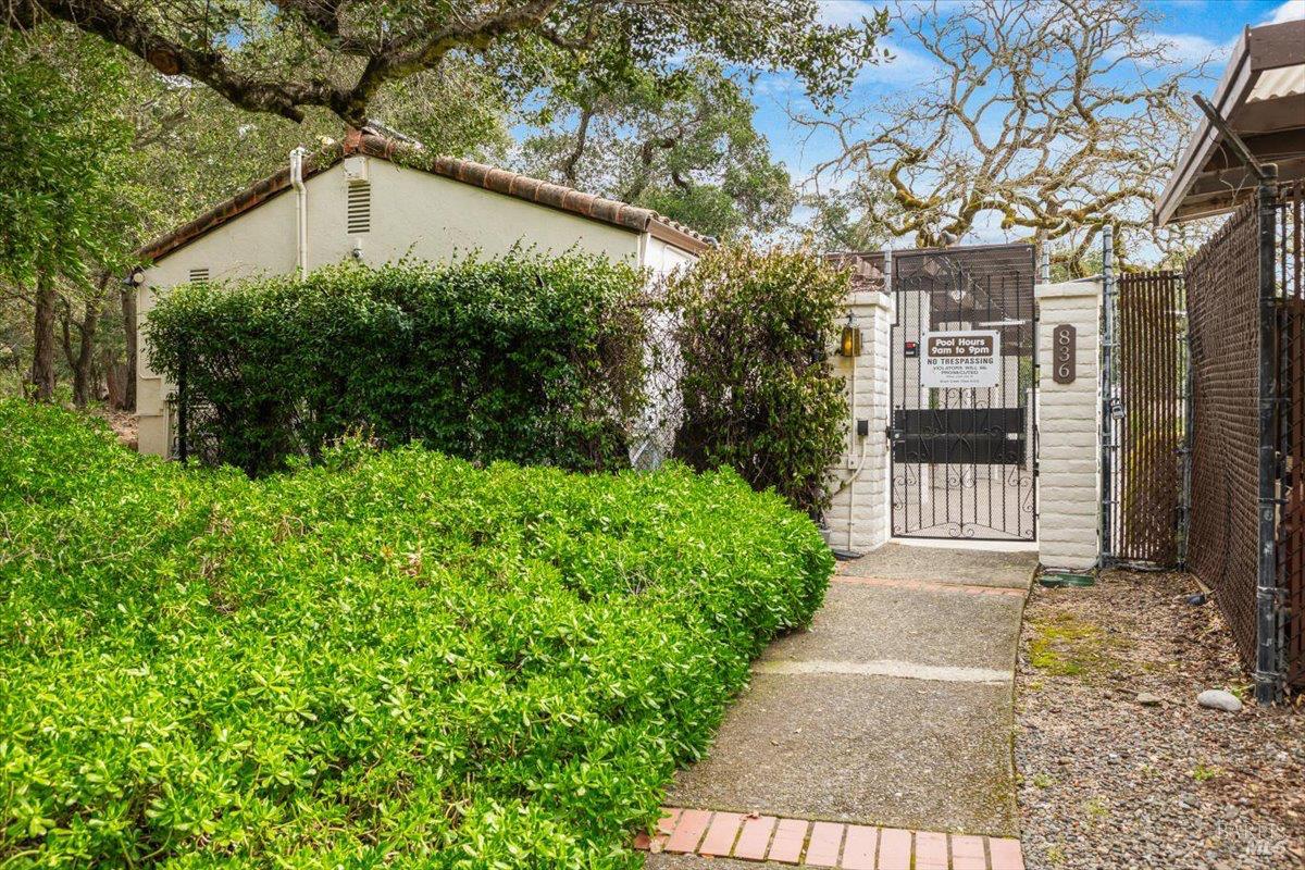 802 Adobe Drive Santa Rosa, CA 95404 - Photo 28 of 32 a front view of a house with garden
