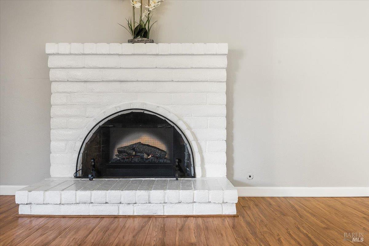 802 Adobe Drive Santa Rosa, CA 95404 - Photo 7 of 32 a close view of a fireplace in a room