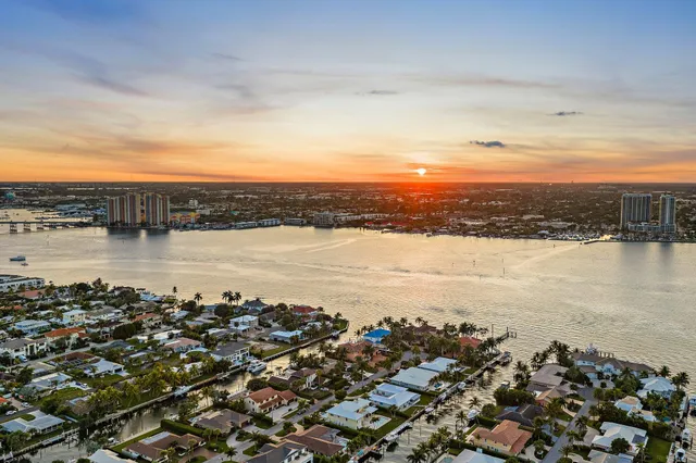$6,875,000 | 1021 Coral Way, Singer Island, FL 33404