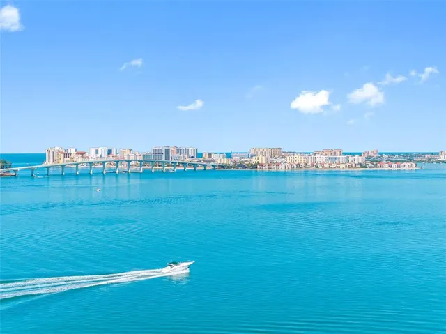 $567,800 | 100 Oakmont Lane, Unit 301, Belleair, FL 33756