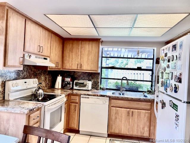 13235 Southwest 110th Terrace, Unit 183 Miami, FL 33186 - Photo 9 of 21
