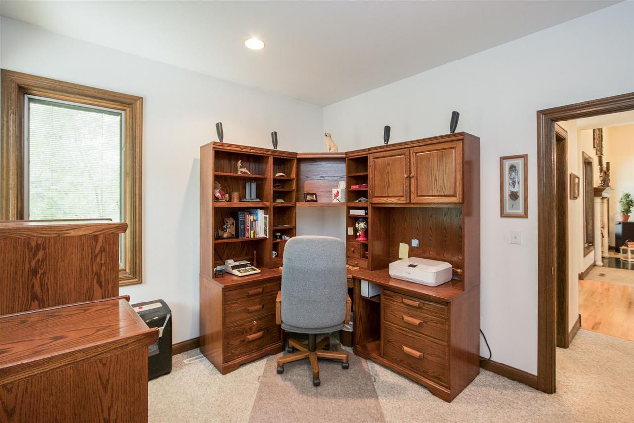 1477 Seneca Road Northwest Swisher, IA 52338 - Photo 15 of 42 Gallery Image 15