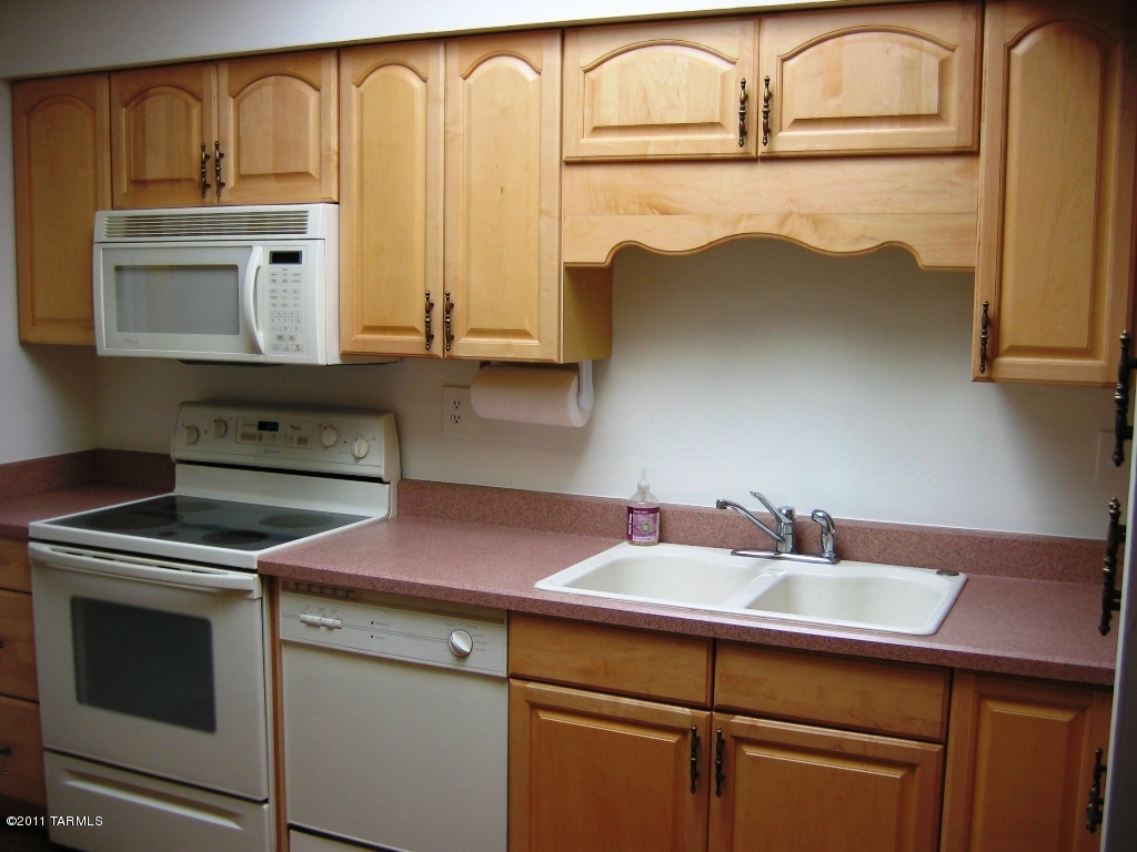 285 South Kolb Road, Unit 23 Tucson, AZ 85710 - Photo 2 of 12 Gallery Image 2