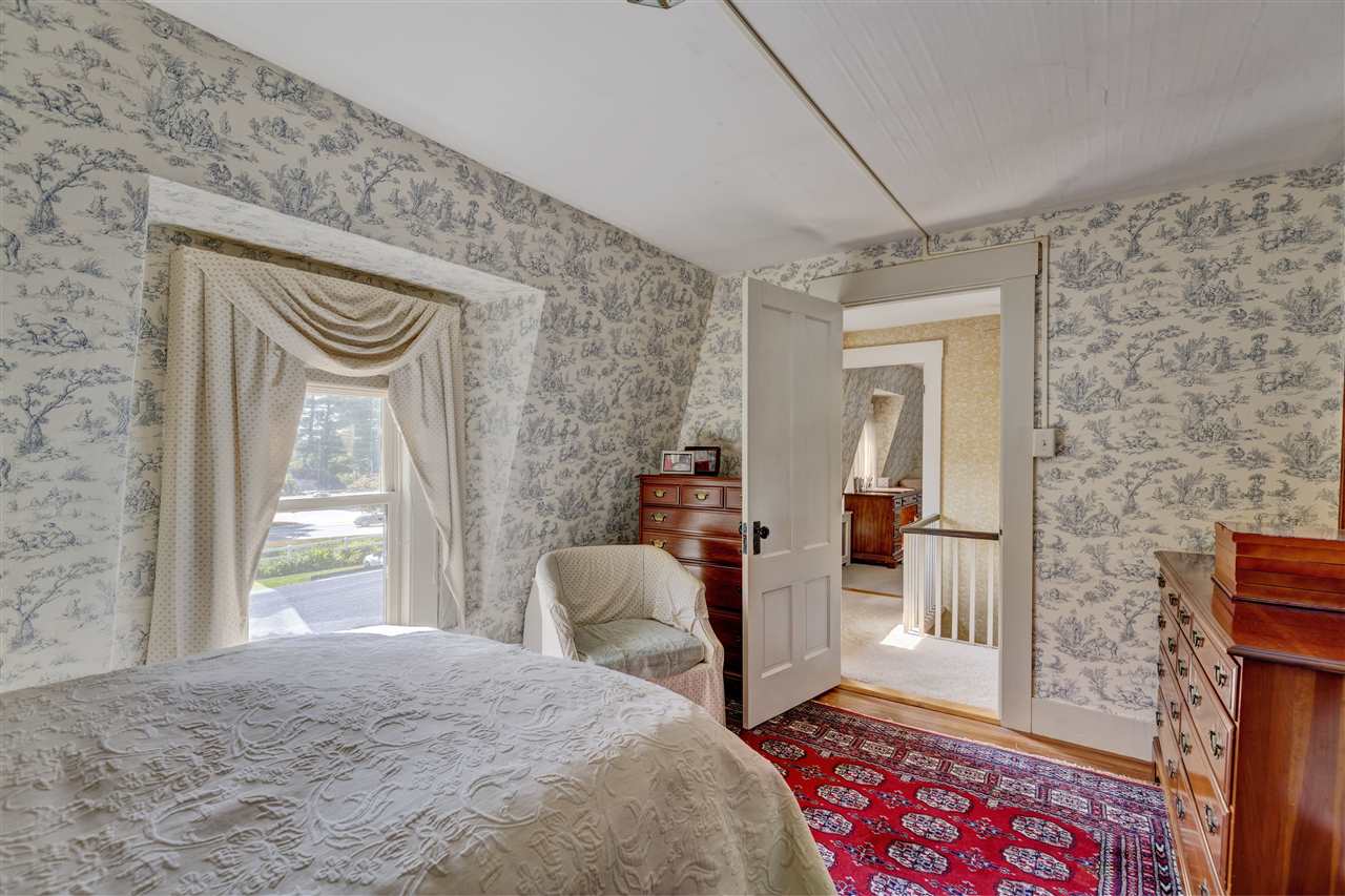29 Little Sunapee Road New London, NH 03257 - Photo 22 of 25