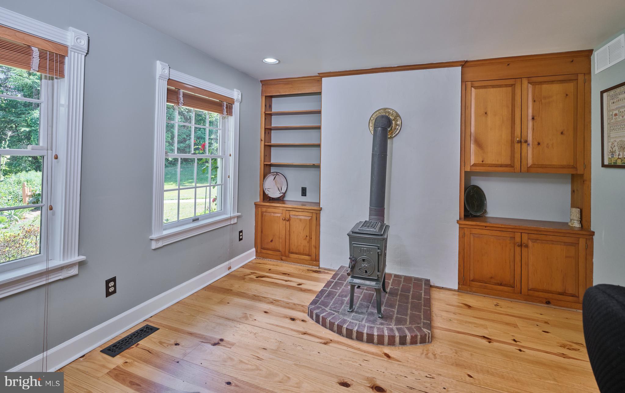 941 Mt Eyre Road Washington Crossing, PA 18977 - Photo 24 of 67 Den off Kitchen