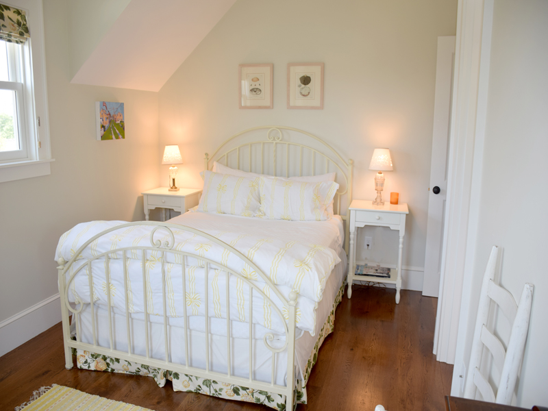 39 Sankaty Road Nantucket, MA 02554 - Photo 24 of 30 Guest Bedroom with private bath