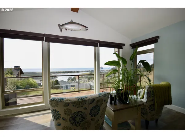 $1,100,000 | 7835 Brooten Mountain Road, Pacific City, OR 97135