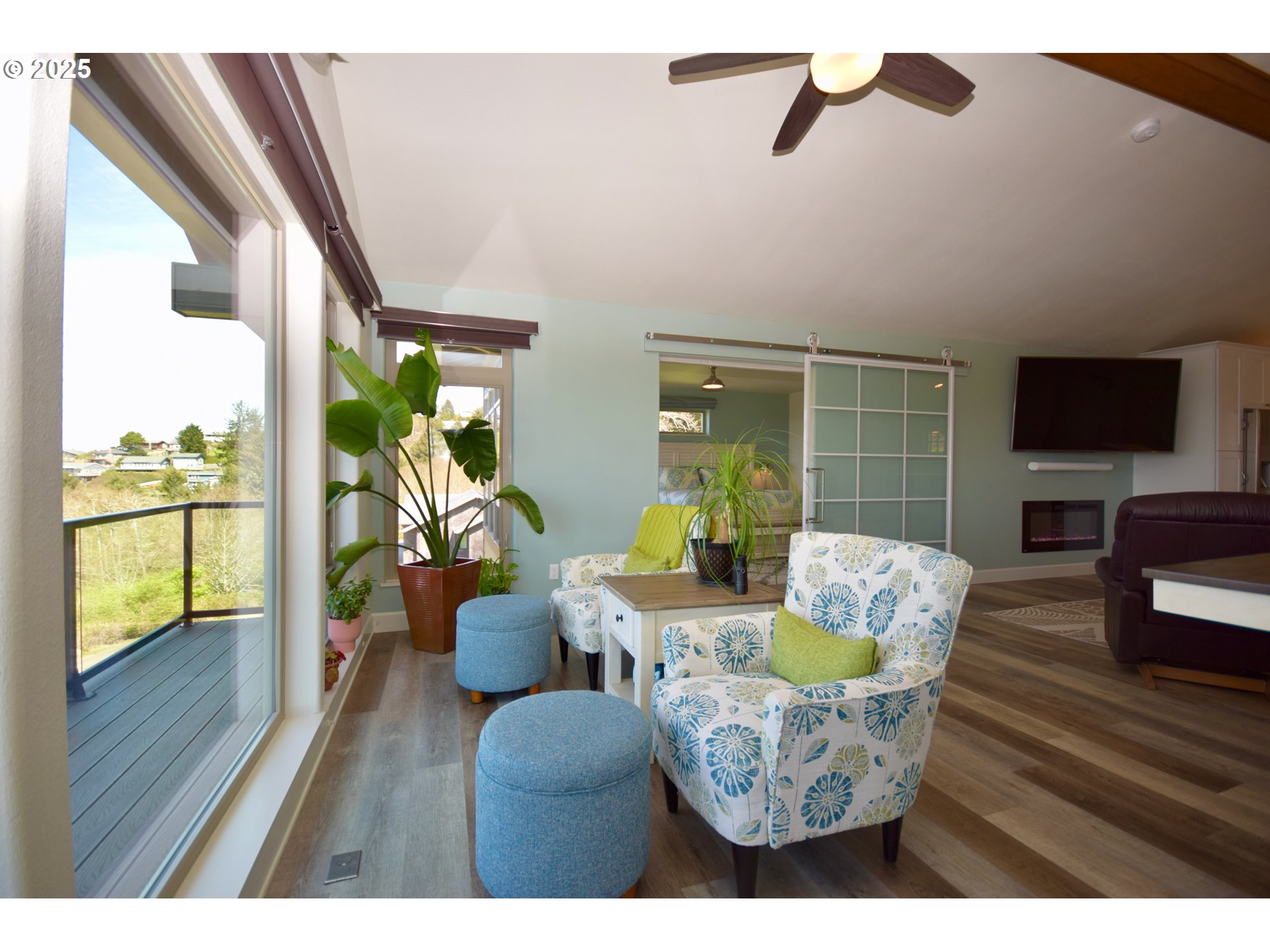 7835 Brooten Mountain Road Pacific City, OR 97135 - Photo 19 of 45 Great Room