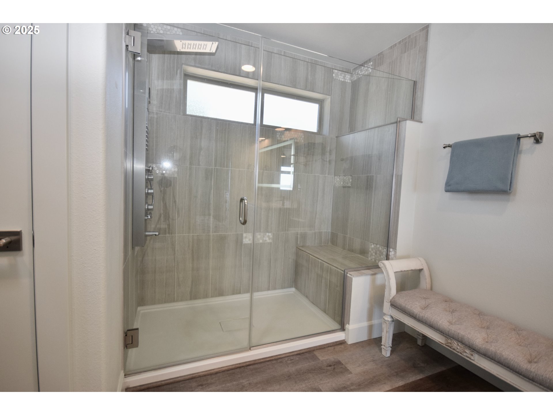 7835 Brooten Mountain Road Pacific City, OR 97135 - Photo 28 of 45 Owner's Suite Bathroom