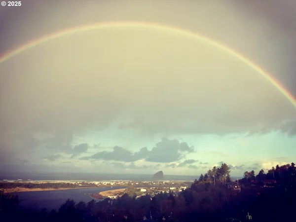 $1,100,000 | 7835 Brooten Mountain Road, Pacific City, OR 97135