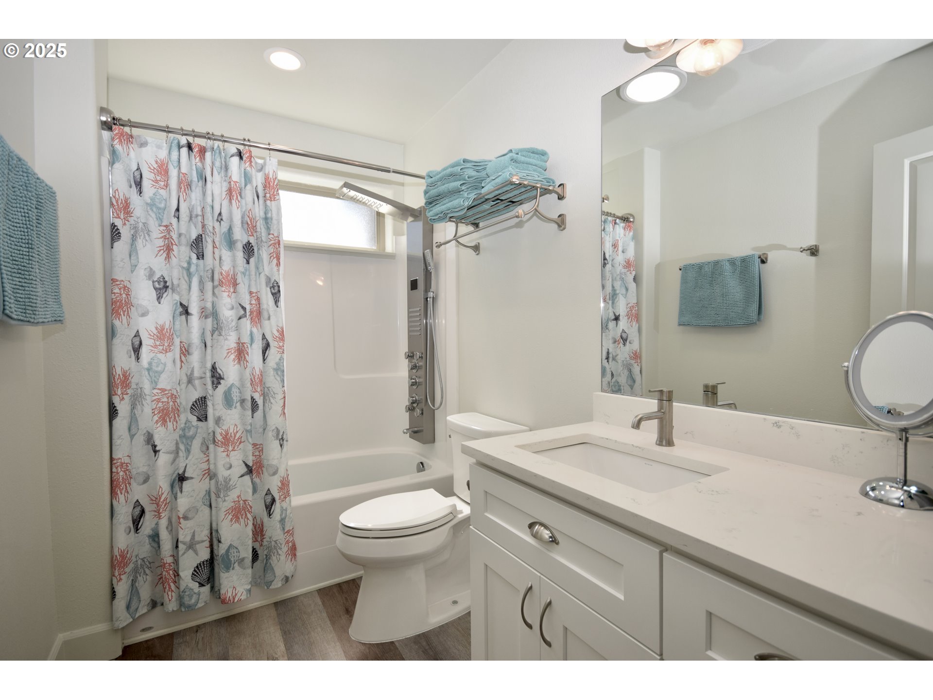 7835 Brooten Mountain Road Pacific City, OR 97135 - Photo 32 of 45 Bathroom
