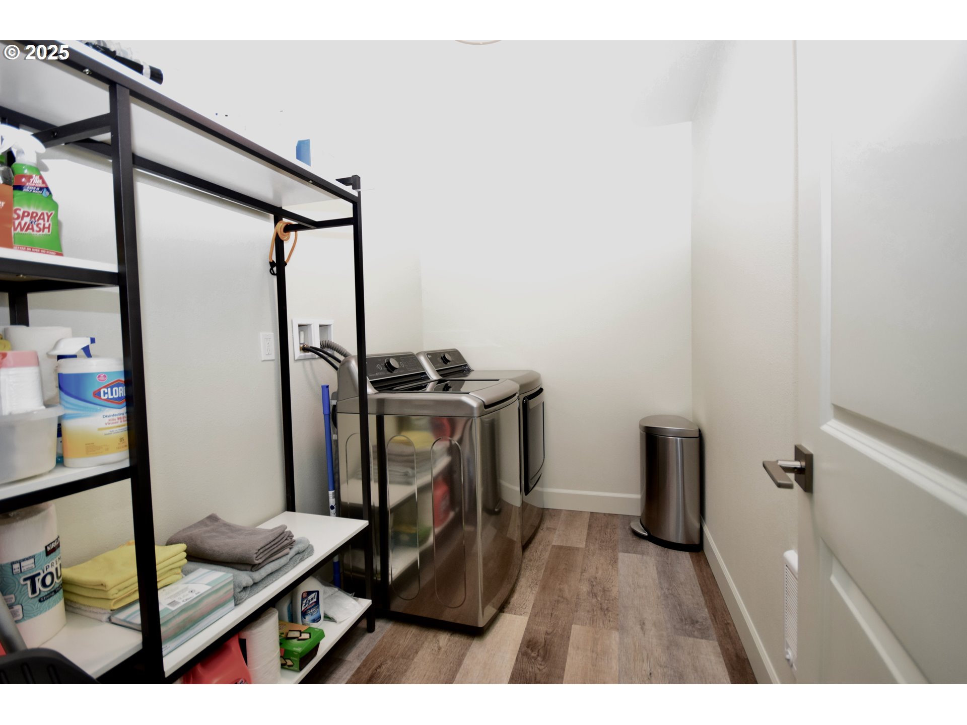 7835 Brooten Mountain Road Pacific City, OR 97135 - Photo 33 of 45 Utility Room