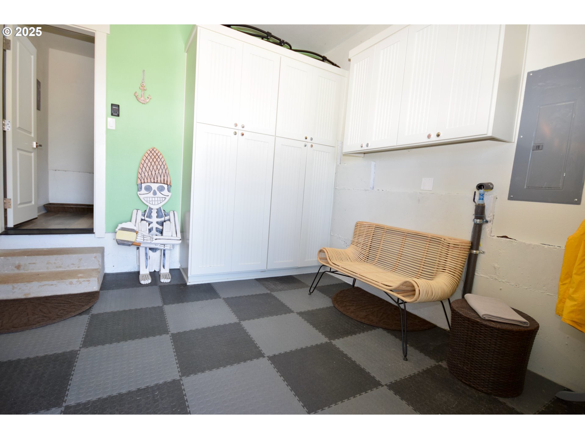 7835 Brooten Mountain Road Pacific City, OR 97135 - Photo 10 of 45 Mud Room