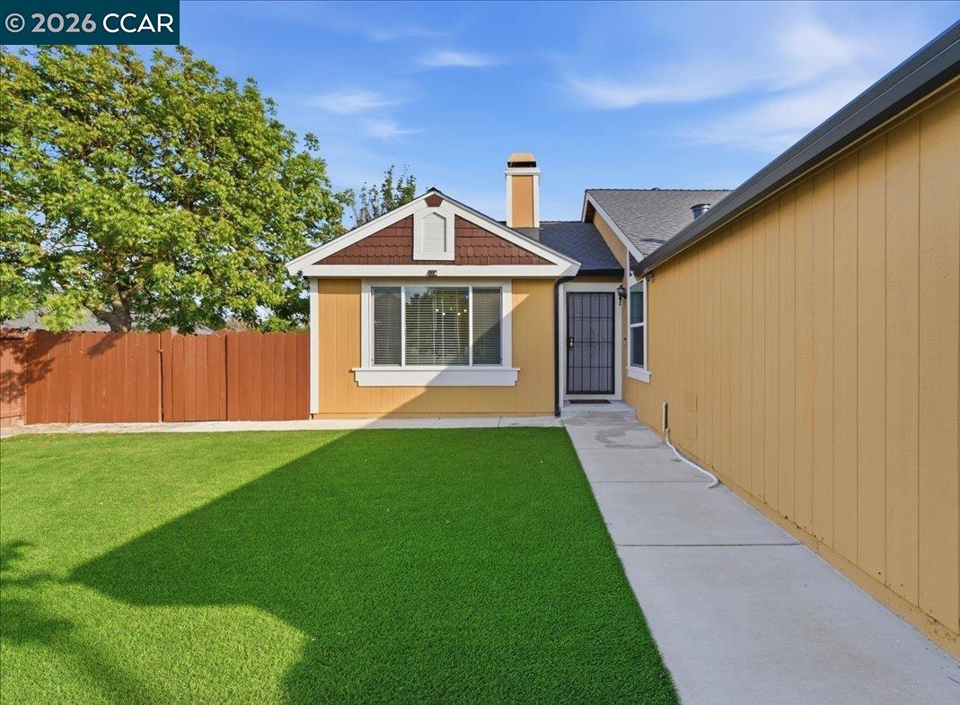 106 Fieldstone Way Vallejo, CA 94589 - Photo 3 of 31