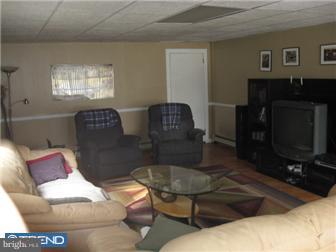 37 Red Ridge Road Levittown, PA 19056 - Photo 6 of 12 Family Room