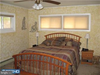 37 Red Ridge Road Levittown, PA 19056 - Photo 7 of 12 Bedroom - Main