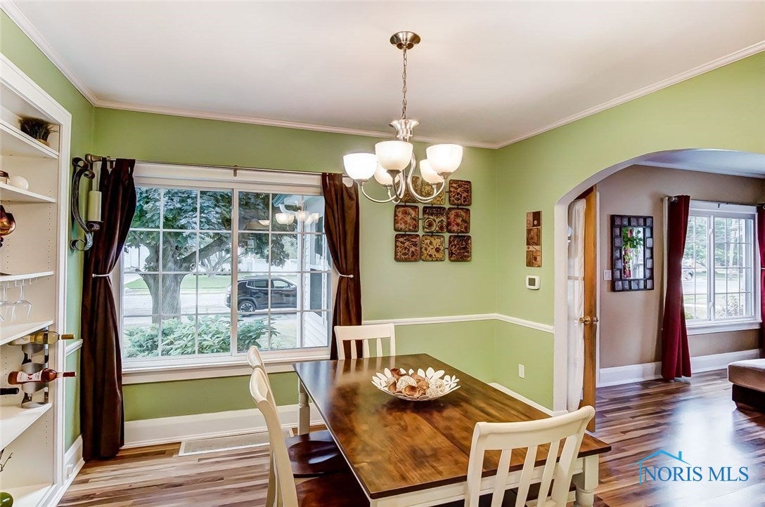 215 Colony Road Rossford, OH 43460 - Photo 13 of 36 Gallery Image 13