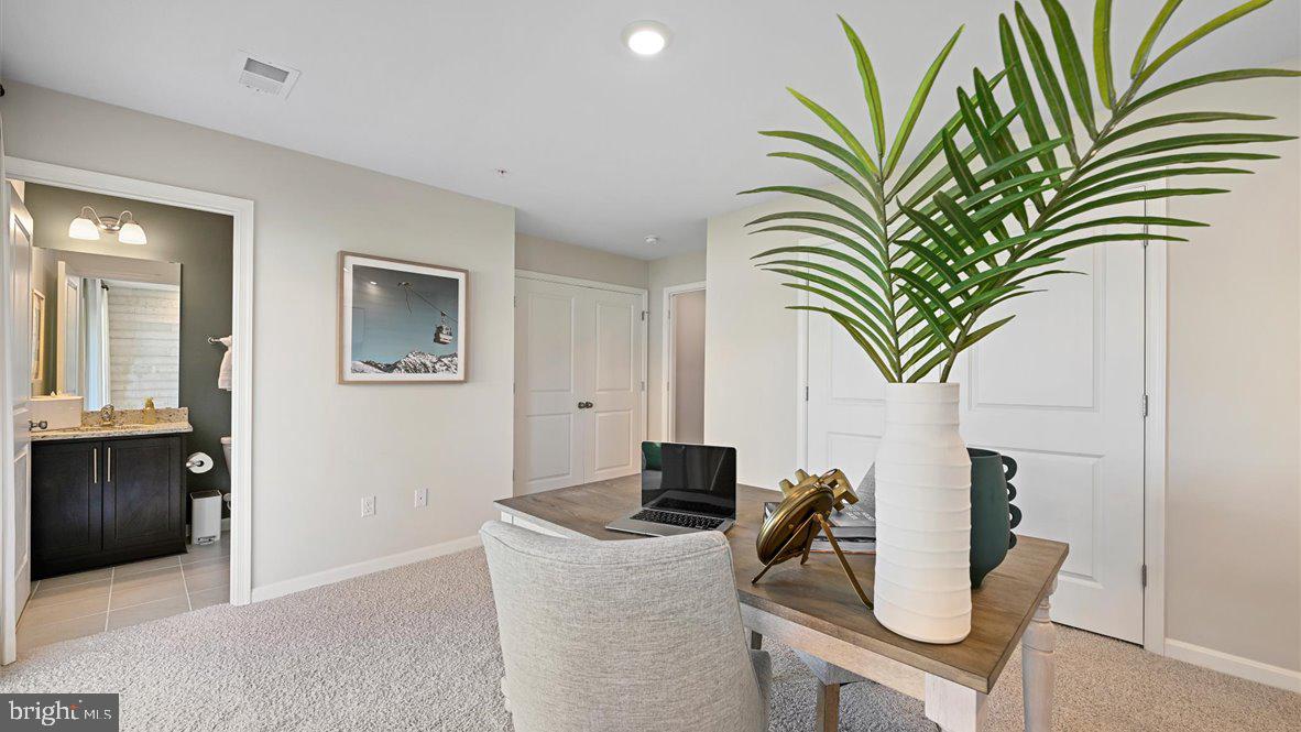 22 Axios Rosedale, MD 21237 - Photo 18 of 47