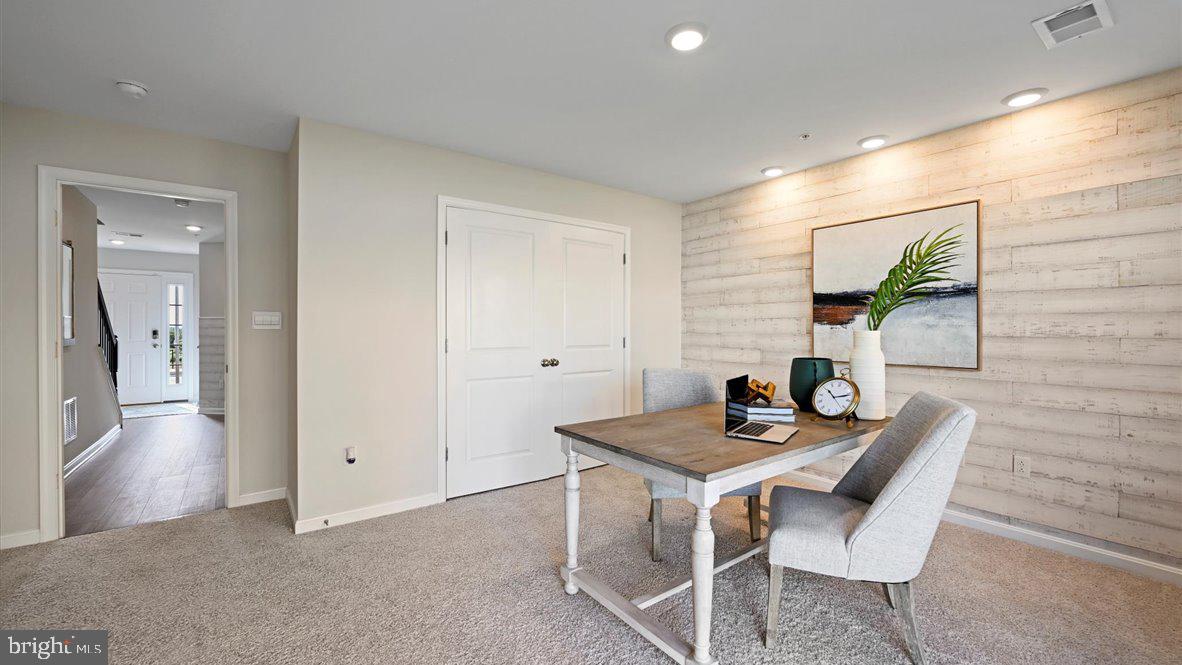 22 Axios Rosedale, MD 21237 - Photo 19 of 47