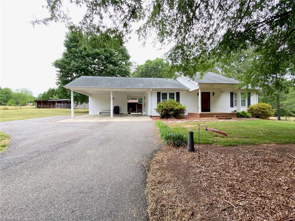 375 Manuel Road Mayodan, NC 27027 - Photo 1 of 39 Gallery Image 1