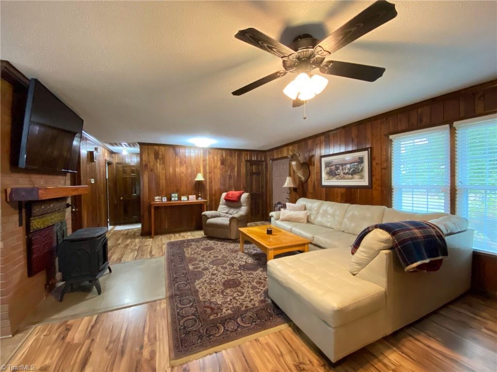 375 Manuel Road Mayodan, NC 27027 - Photo 13 of 39 Gallery Image 13