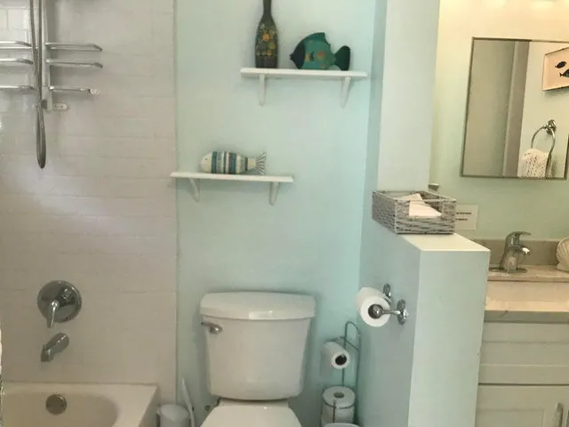 $4,000 | 7 Belair Drive, Boynton Beach, FL 33435