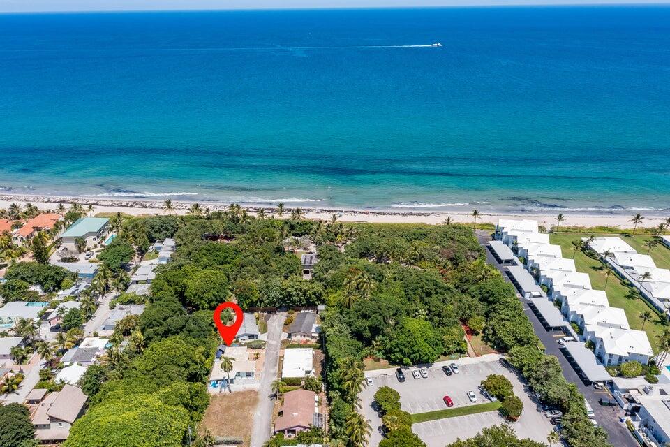 7 Belair Drive Boynton Beach, FL 33435 - Photo 2 of 19 outside 6