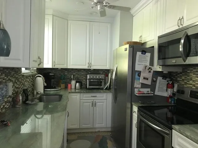 $4,000 | 7 Belair Drive, Boynton Beach, FL 33435