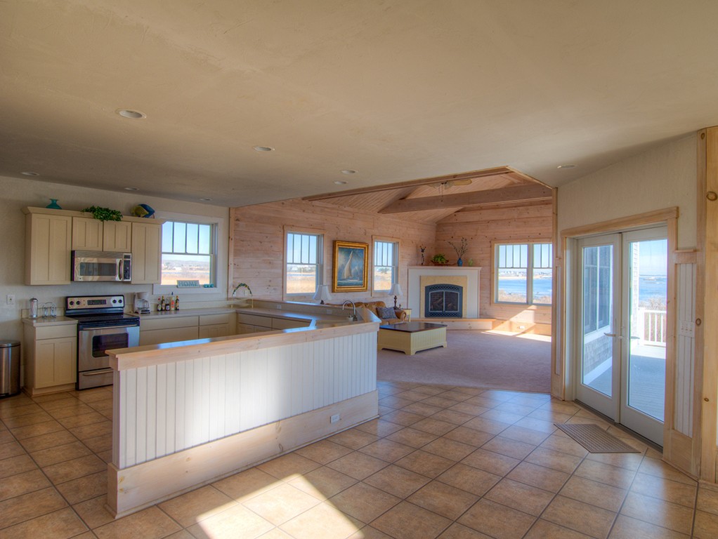 300 Brayton Point Road Westport, MA 02790 - Photo 8 of 15 Gallery Image 8