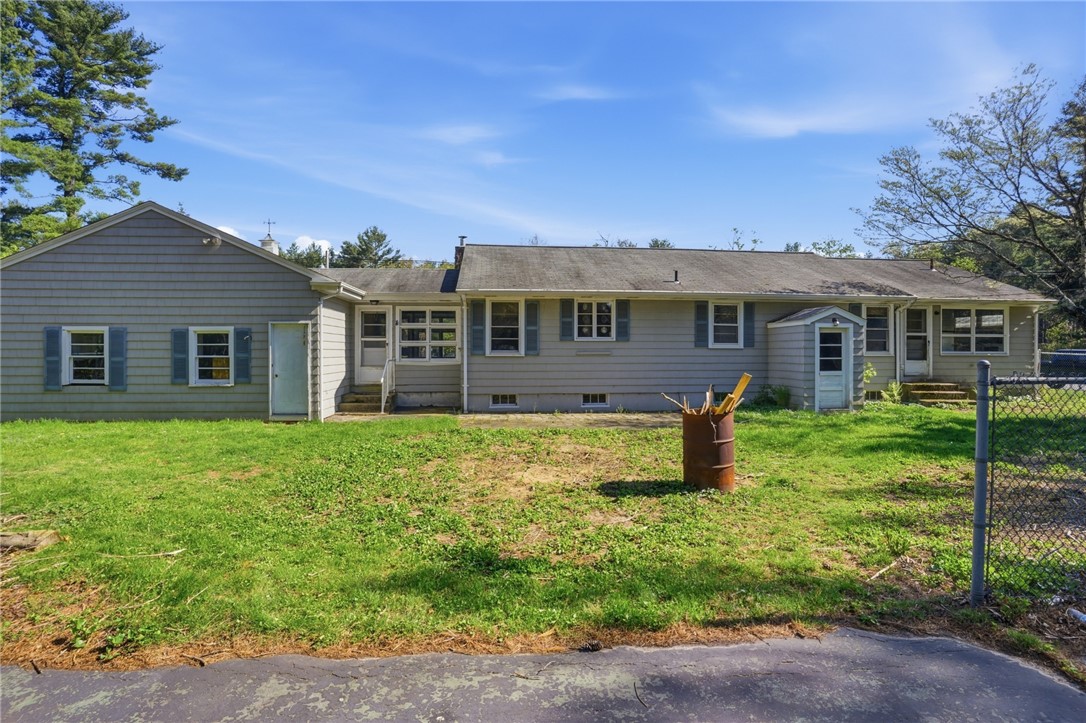 330 Harkney Hill Road Coventry, RI 02816 - Photo 7 of 43