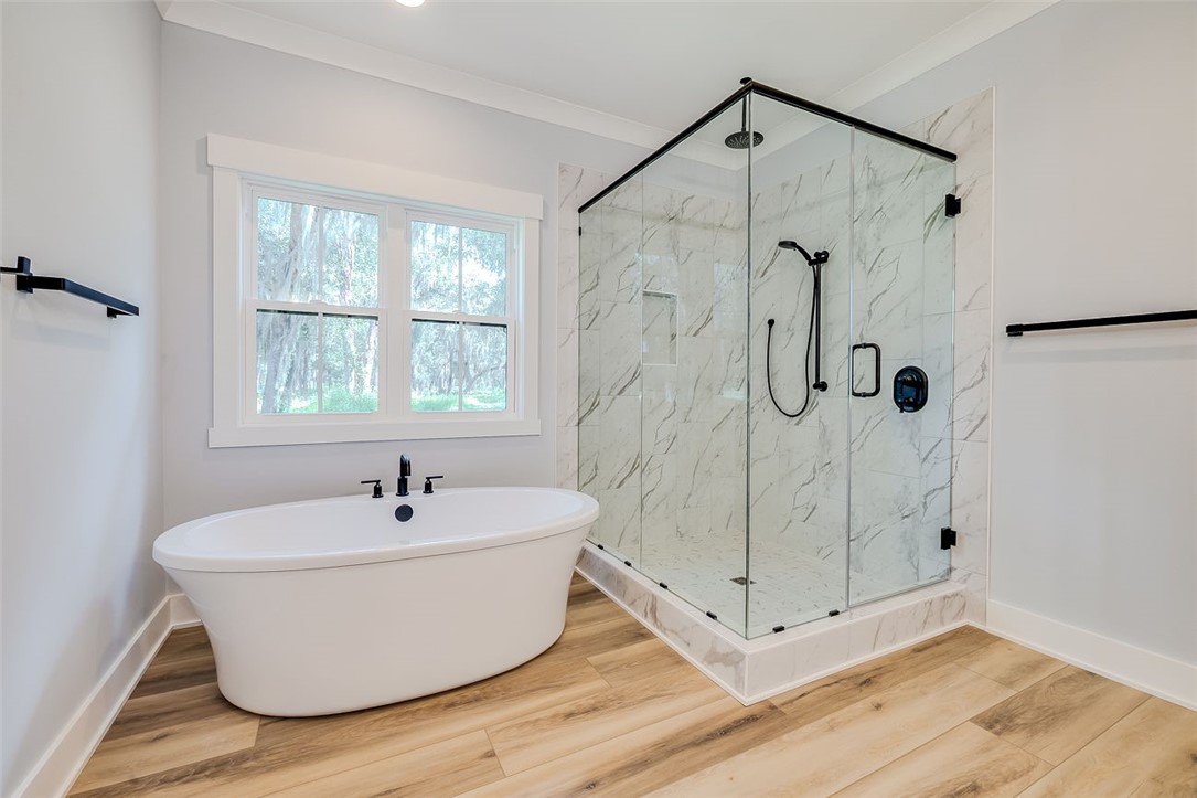 2014 Marshview Drive Northeast Townsend, GA 31331 - Photo 26 of 59 Giant Soaker Tub