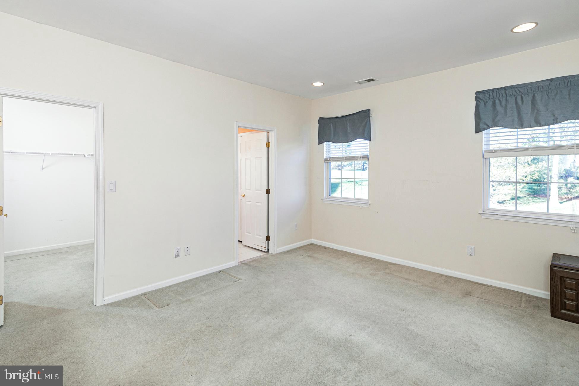 51 Foster Road Pennington, NJ 08534 - Photo 12 of 21 Gallery Image 12