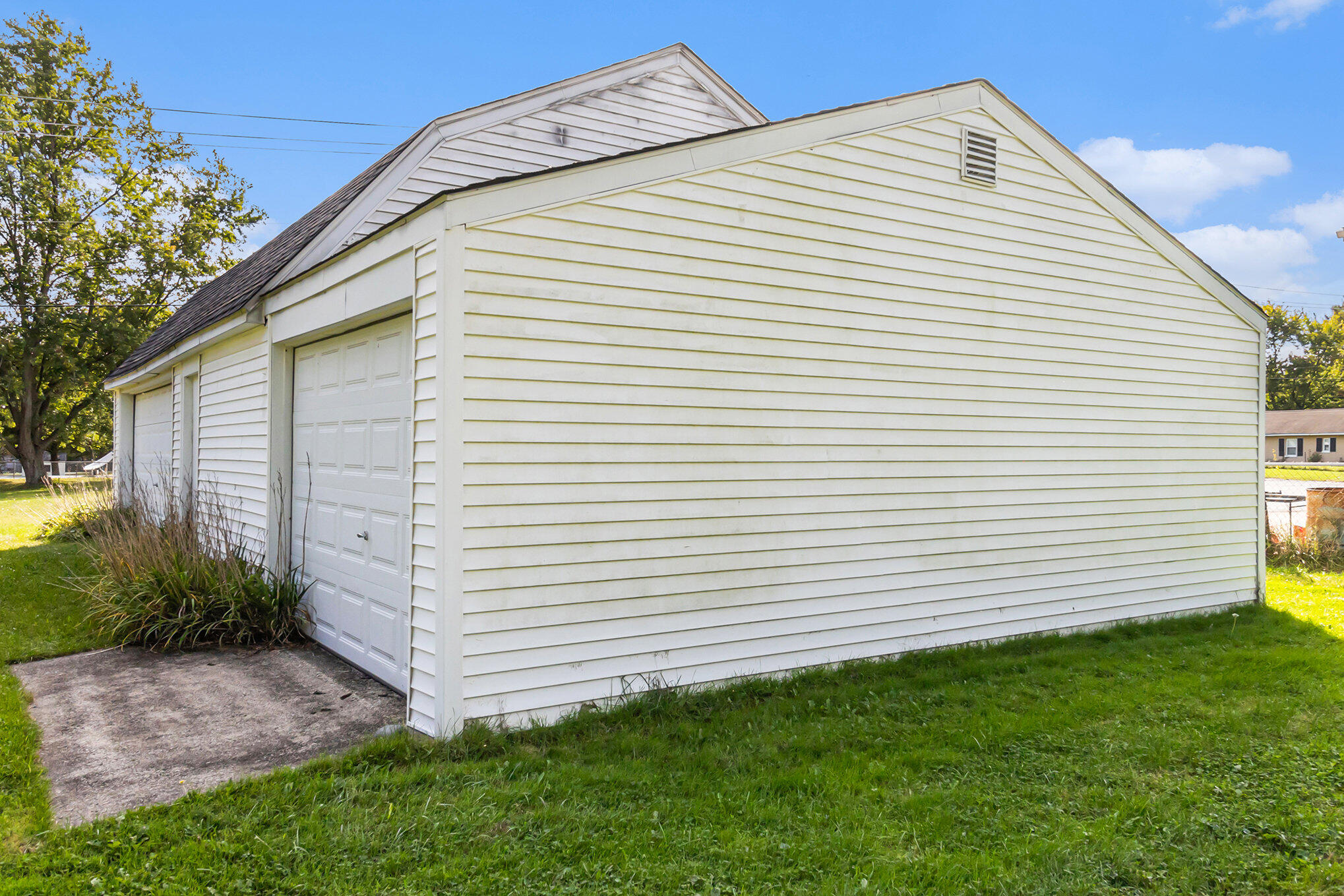 7435 Textile Road Ypsilanti, MI 48197 - Photo 21 of 30 026_img_3736_932