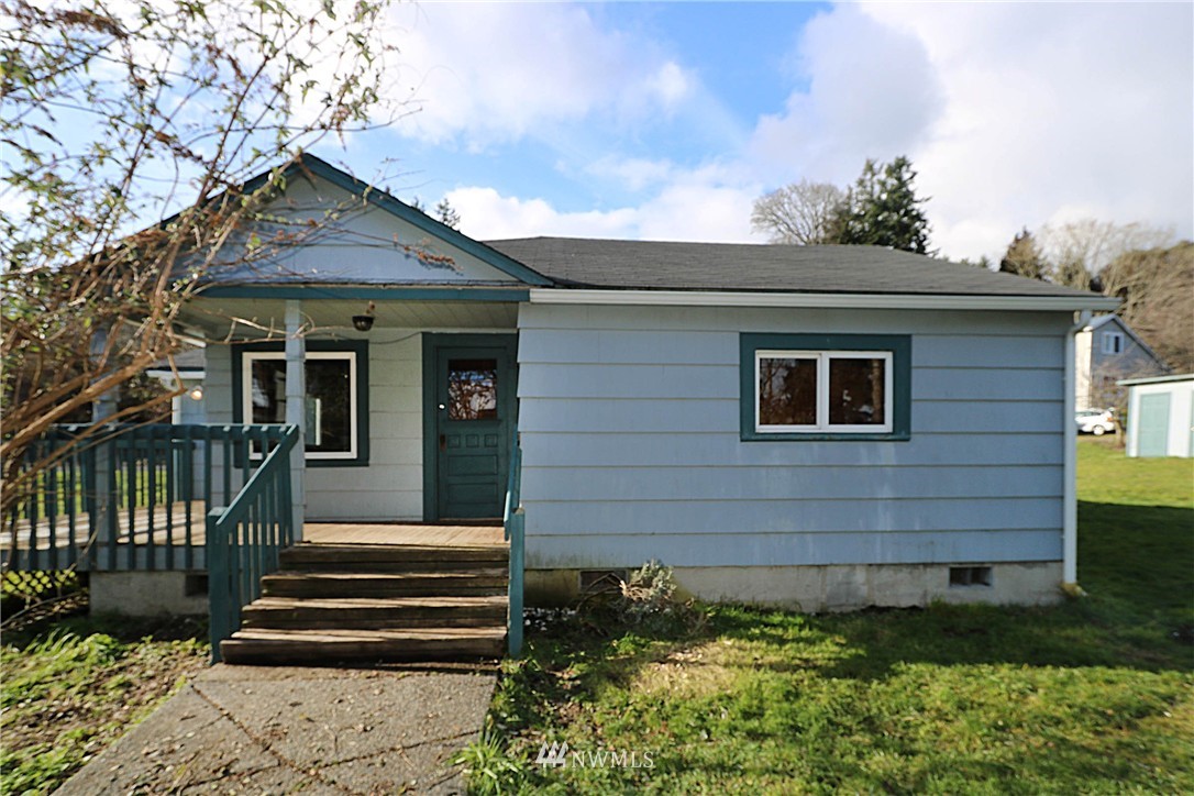20417 Chautauqua Beach Road Southwest Vashon, WA 98070 - Photo 1 of 12 Gallery Image 1