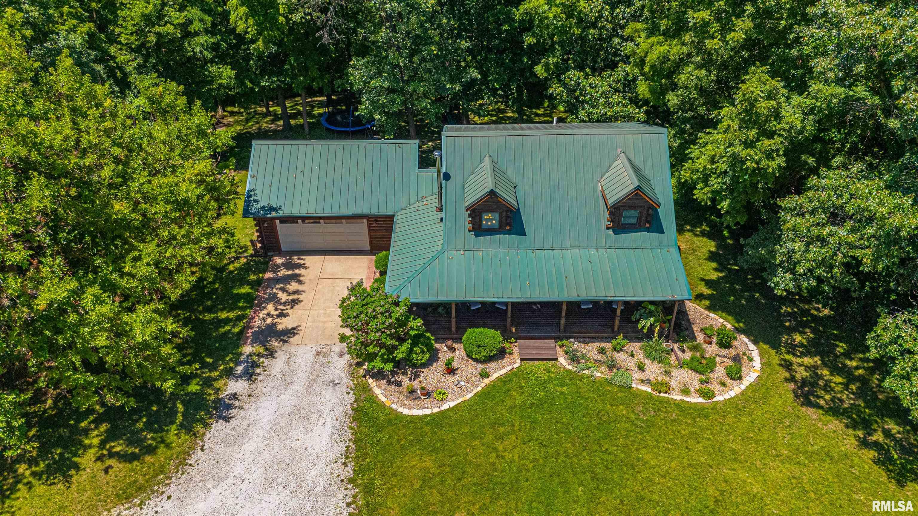 25330 Longview Road Hopedale, IL 61747 - Photo 5 of 57