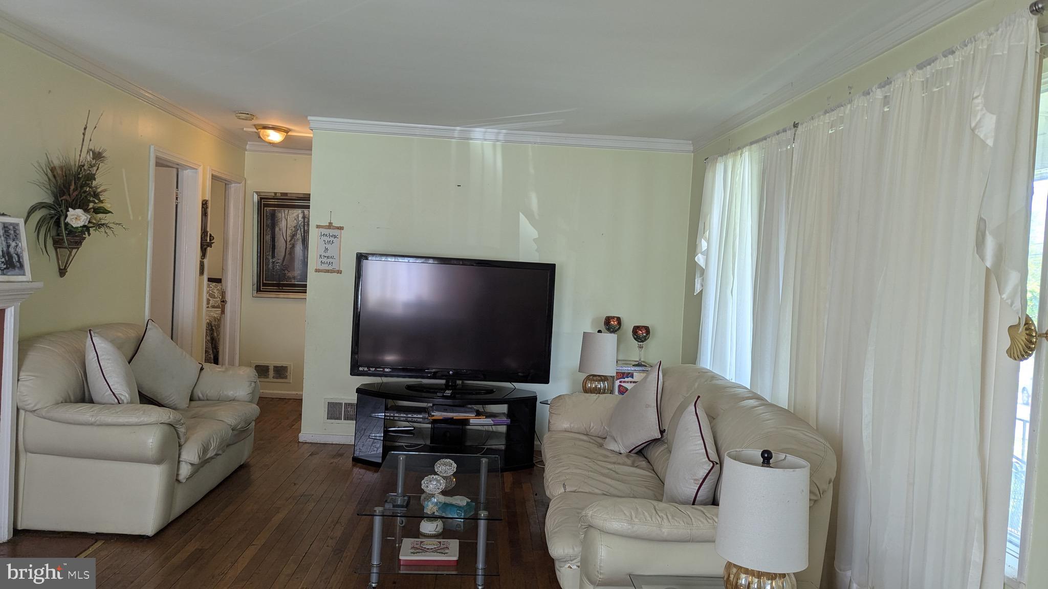 1611 Parham Road Silver Spring, MD 20903 - Photo 5 of 22 Gallery Image 5