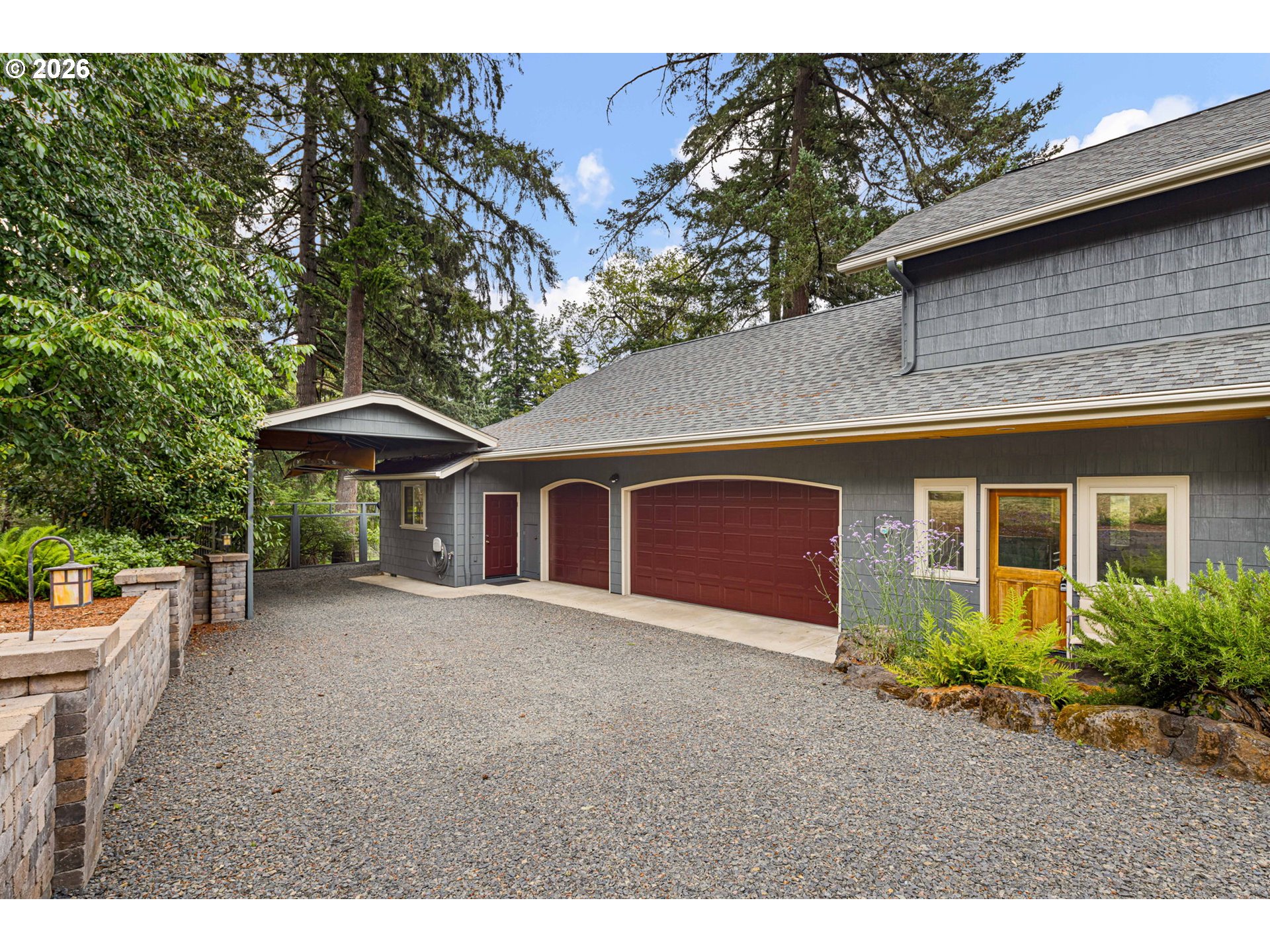 1949 Graham Drive Eugene, OR 97405 - Photo 3 of 48