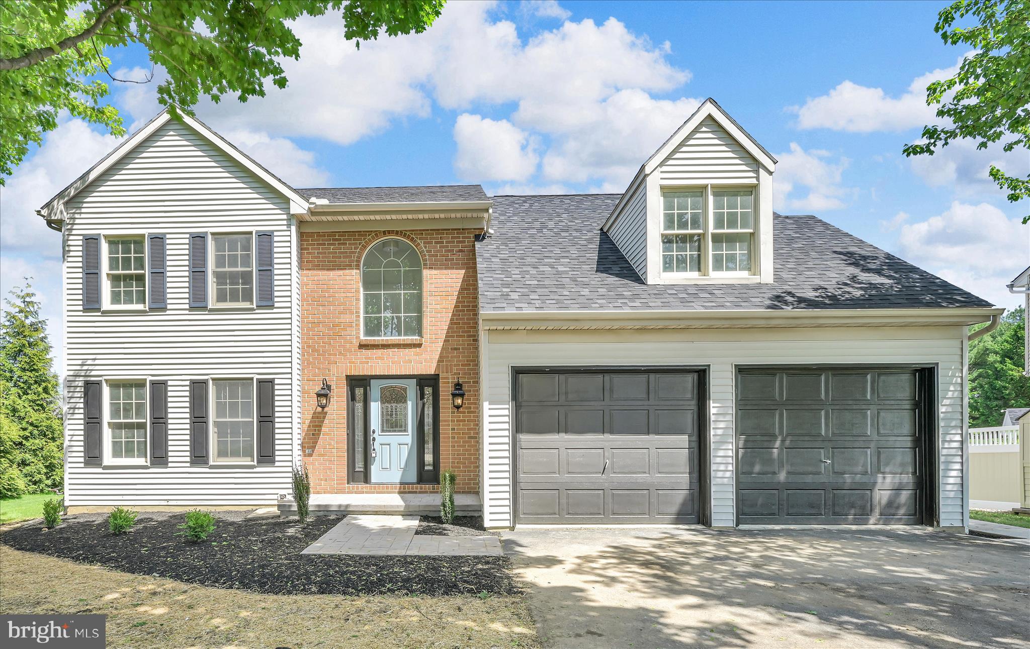115 Saybrooke Drive Lititz, PA 17543 - Photo 3 of 46 Exterior Front