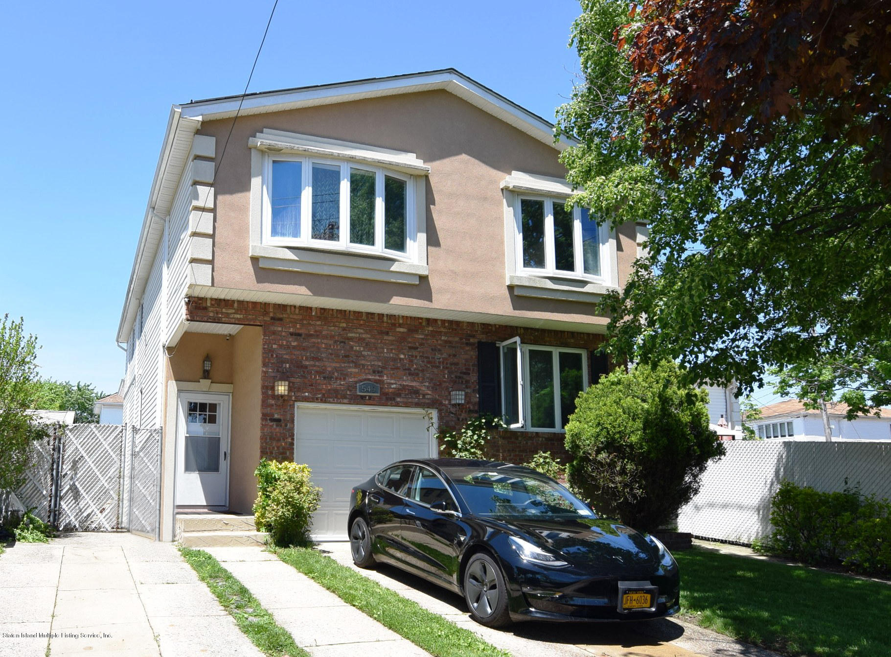 549 Mill Road Staten Island, NY 10306 - Photo 1 of 47 (1) Front
