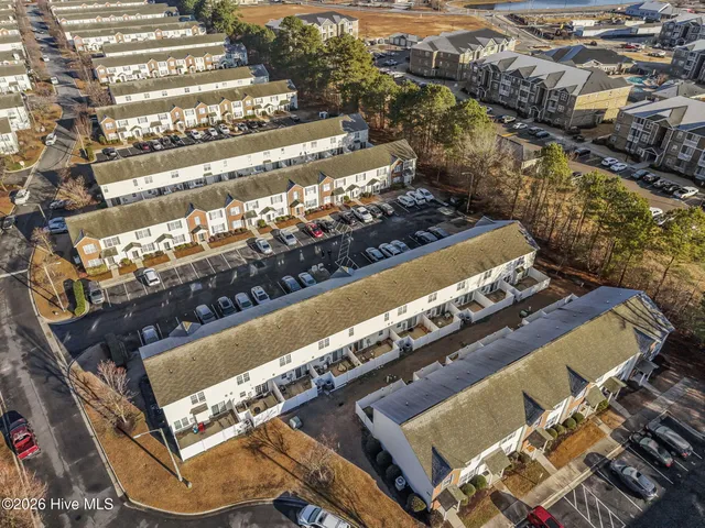 $204,000 | 4259 Dudleys Grant Drive, Unit F, Winterville, NC 28590