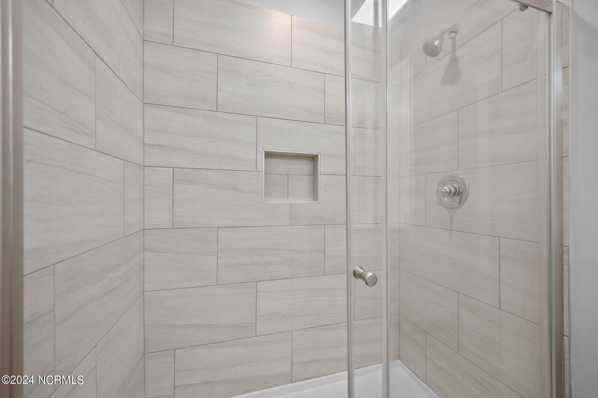 219 Atkinson Point Road Surf City, NC 28445 - Photo 25 of 50 MASTER WALK-IN SHOWER
