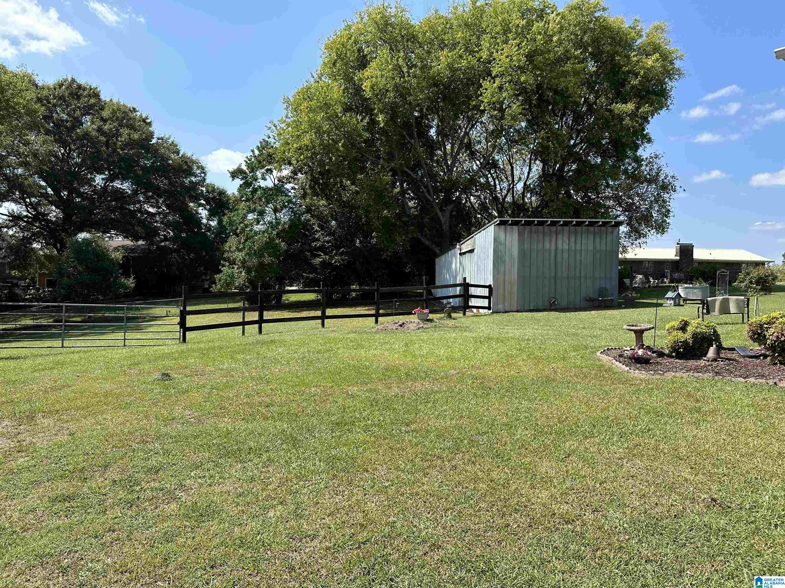 551 Drake Avenue Bessemer, AL 35020 - Photo 48 of 50