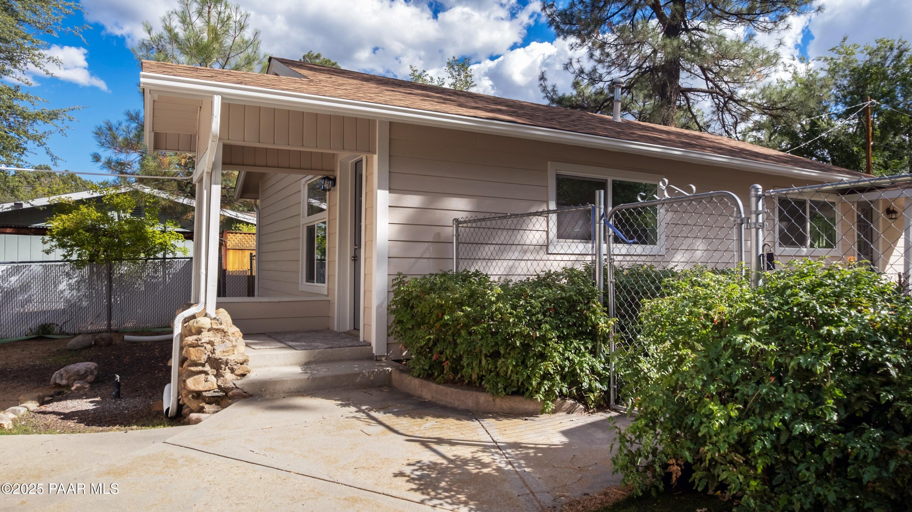 1229 Linden Road Prescott, AZ 86303 - Photo 19 of 30 Front
