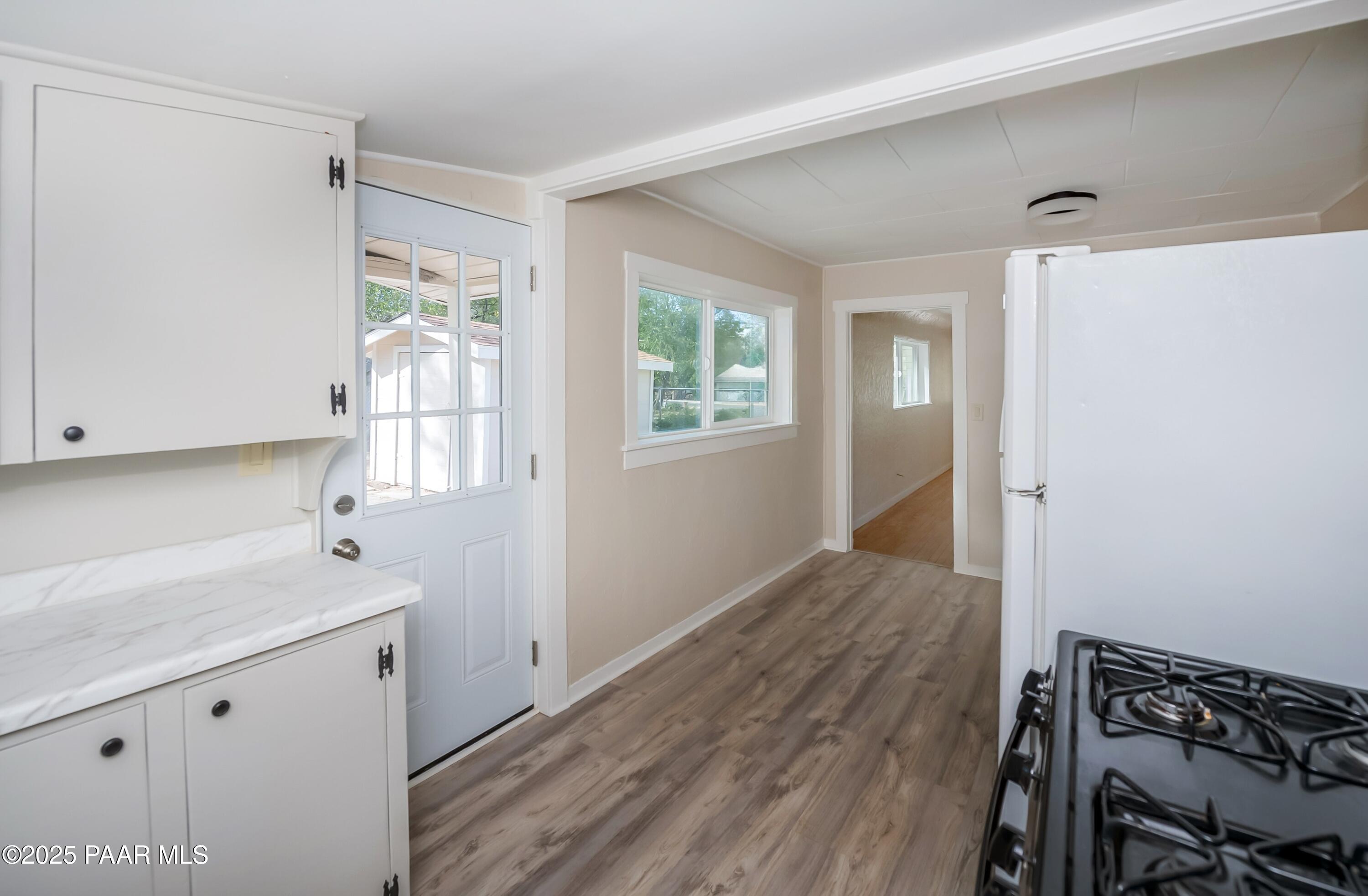1229 Linden Road Prescott, AZ 86303 - Photo 5 of 30 Kitchen