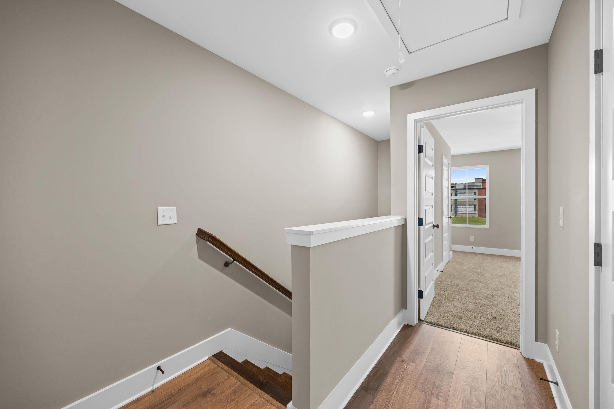 2413 East 17th Street Chattanooga, TN 37404 - Photo 13 of 42 a view of hallway with stairs