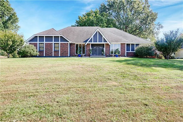 $425,000 | 3451 South Scott Avenue, Independence, MO 64052