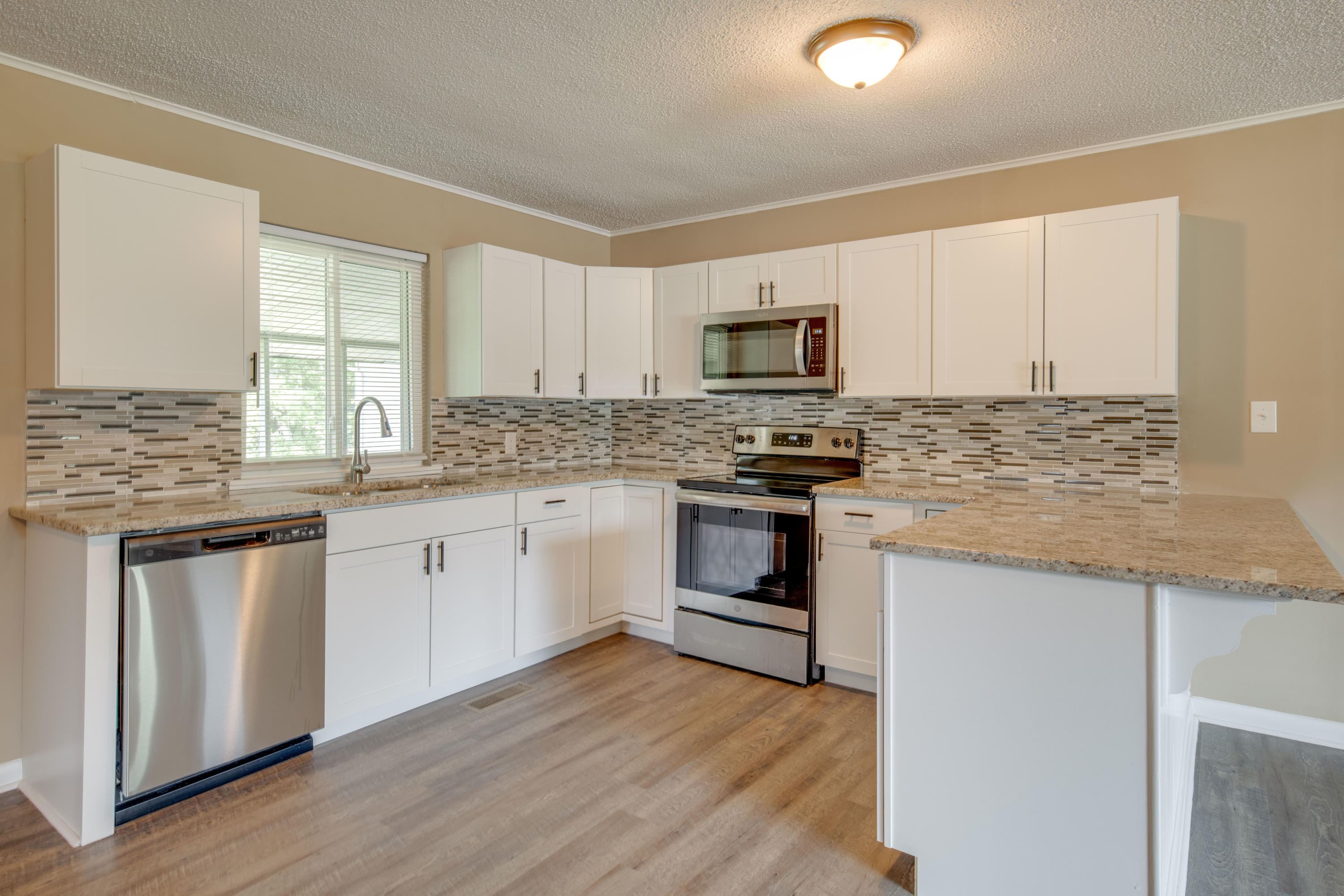 191 Clara Lee Road Rossville, GA 30741 - Photo 6 of 34 Clara32